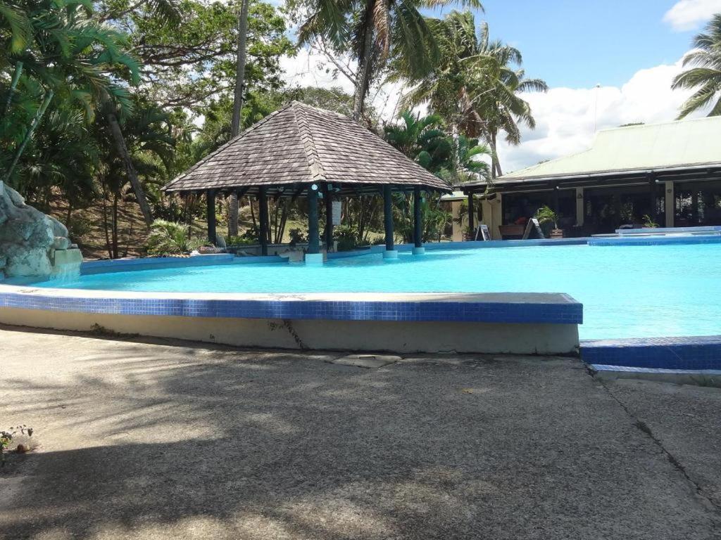 Viseisei Anchorage Beach Resort מראה חיצוני תמונה